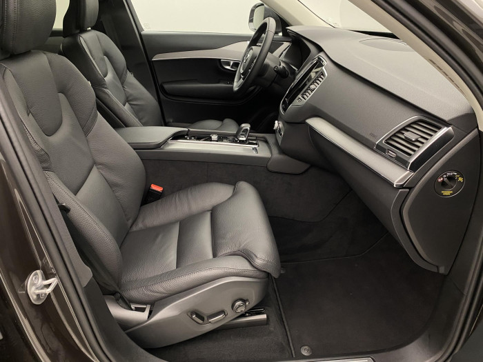 Volvo XC90 B5 AWD CORE AUT CZ 7míst