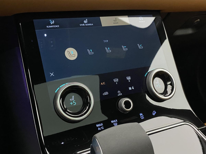 Land Rover Range Rover Velar D300 SE AWD AUT REZERVACE 3.0 d SE