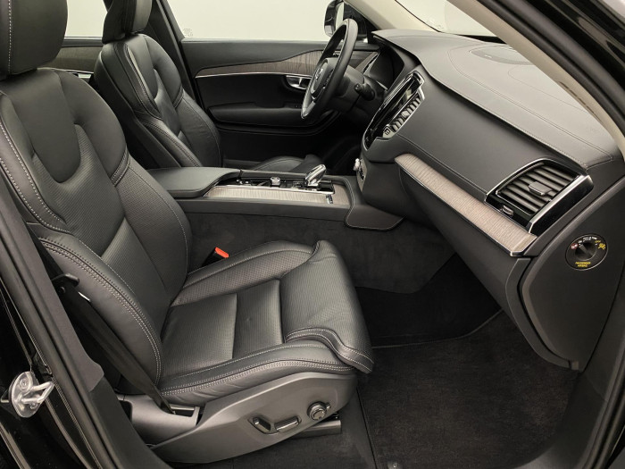 Volvo XC90 B5 AWD INSCRIPTION AUT 1.maj
