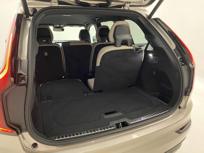 Volvo XC90 T8 AWD RECHARGE DARK PLUS 7m