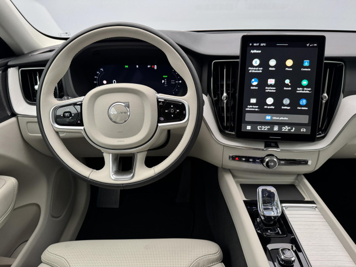 Volvo XC60 T6 AWD AUT DARK PLUS
