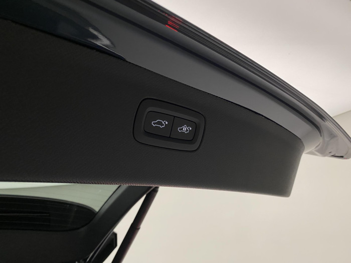 Volvo XC90 T8 AWD RECHARGE BRIGHT PLUS 7m