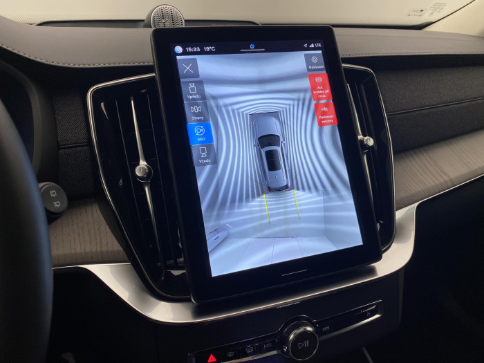 Volvo XC90 T8 AWD RECHARGE DARK ULTRA 7m