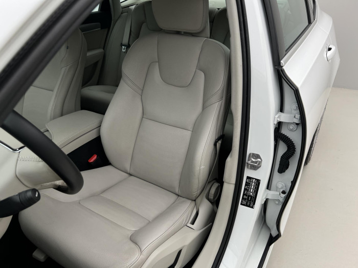 Volvo S90 T5 MOMENTUM PRO POLESTAR AUT 2.0 Momentum