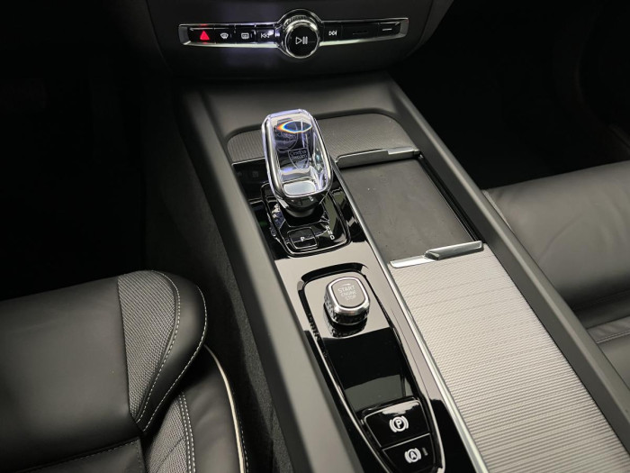 Volvo V60 CROSS COUNTRY B5 AWD Ultimate