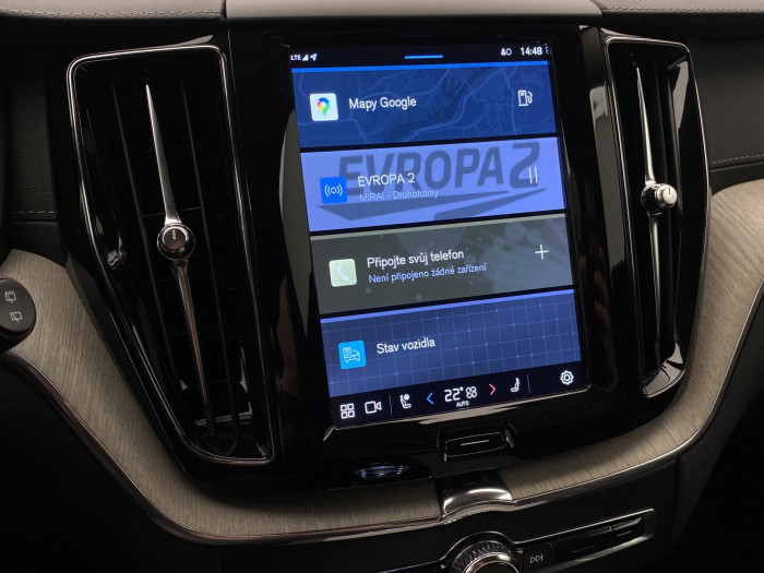 Volvo XC60 B4 AWD INSCRIPTION AUT CZ