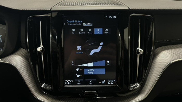 Volvo XC60 D4 INSCRIPTION AUT REZERVACE 2.0 d
