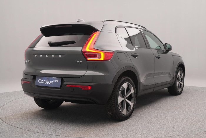 Volvo XC40 B3 AUT DARK ULTRA