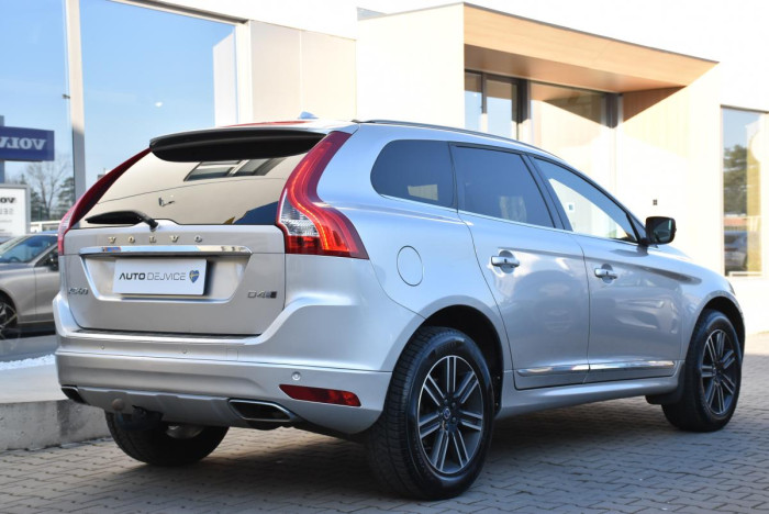 Volvo XC60 D4 AWD SUMMUM REZERVACE 2.4 d Summum