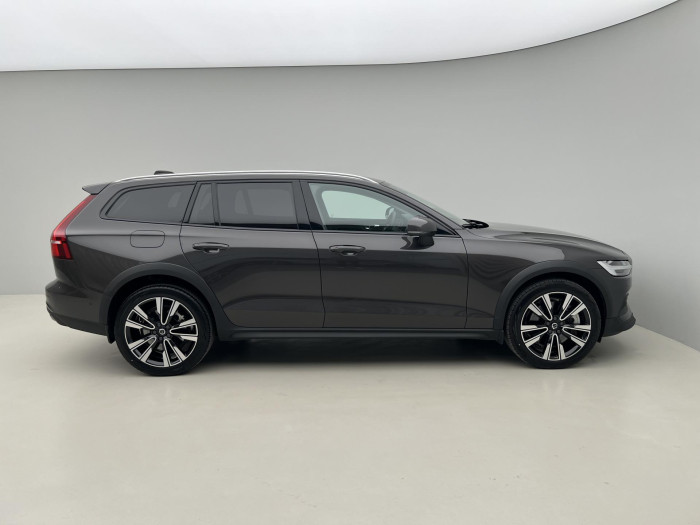Volvo V60 CC B5 AWD PLUS BRIGHT AUT