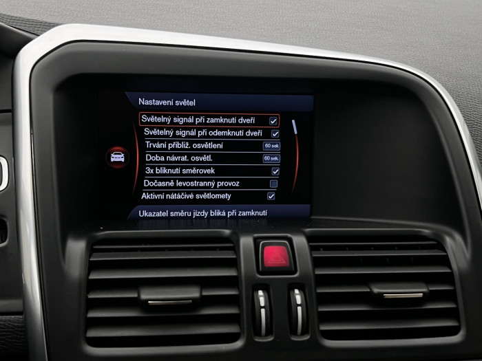 Volvo XC60 D4 AWD SUMMUM 2.4 d Summum