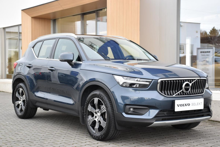 Volvo XC40 D3 INSCRIPTION AUT REZERVACE 2.0 d