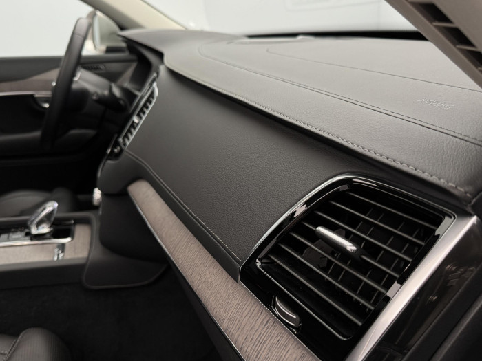 Volvo XC90 B5 AWD PLUS BRIGHT PANORAMA