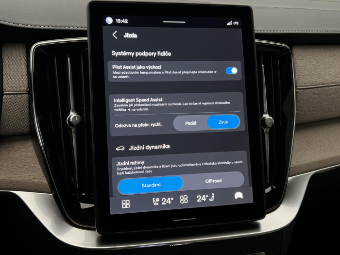 Volvo XC90 B5 AWD DARK ULTRA AUT