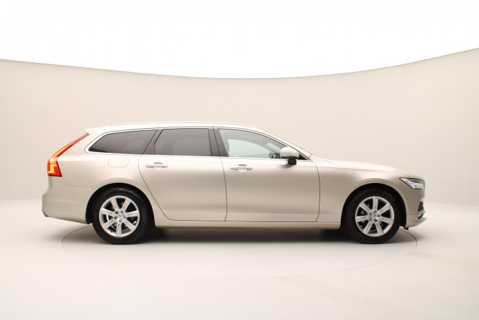 Volvo V90 D3 AWD MOMENTUM AUT 2.0 d Momentum