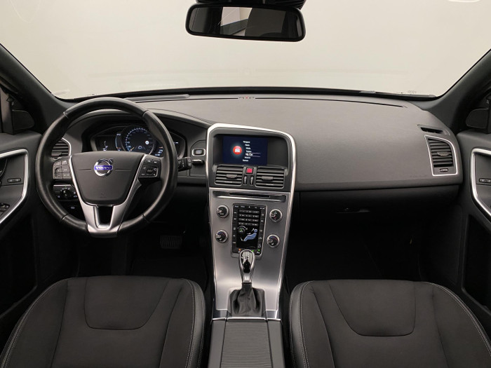 Volvo XC60 D4 AWD MOMENTUM POLESTAR AUT 2.4 d Momentum