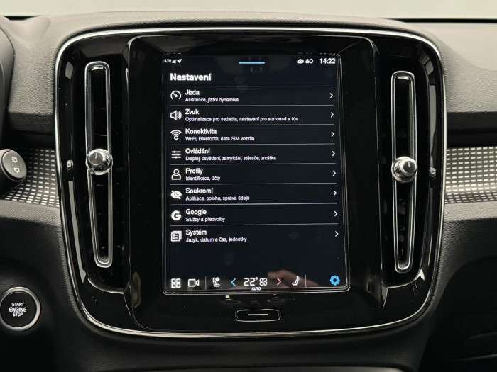 Volvo XC40 B3 ULTIMATE AUT