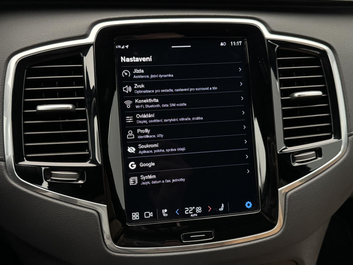 Volvo XC90 B5 AWD ULTIMATE BRIGHT 1.maj.