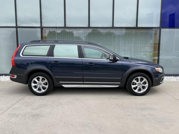 Volvo XC70 D5 AWD PARK. SENZORY Aut CZ 2.4 d