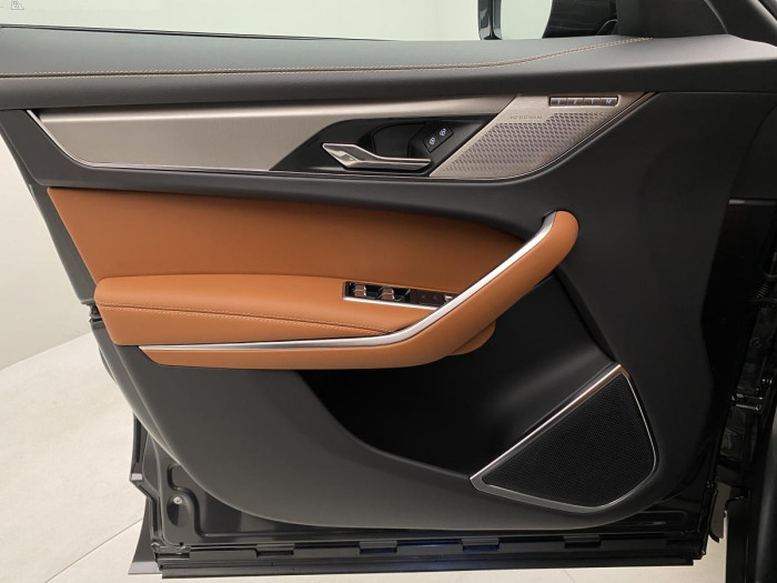 Jaguar F-Pace D300 R-DYNAMIC HSE AWD AUT 3.0 d Dynamic