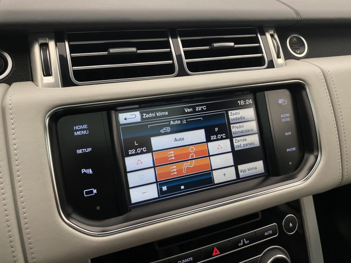 Land Rover Range Rover HYBRID AUTOBIOGRAPHY REZERVACE