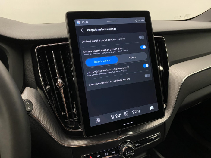 Volvo XC60 T6 AWD PLUS BLACK EDITION CZ