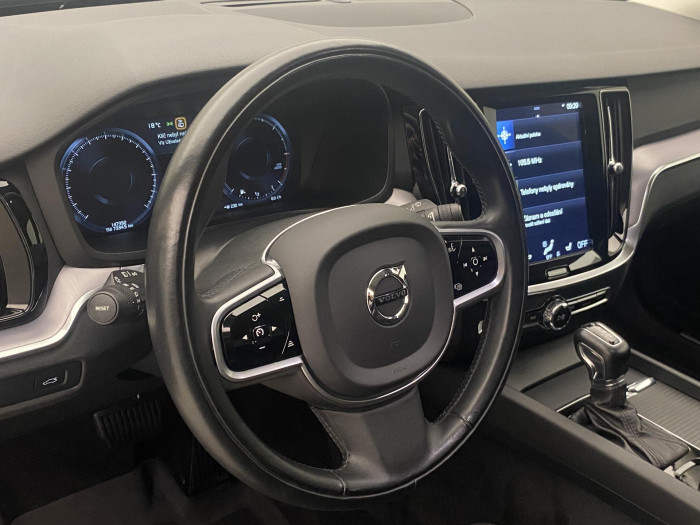 Volvo V60 D4 MOMENTUM AUT 2.0 d Momentum