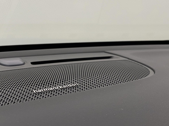 Volvo XC40 B3 AUT DARK PLUS