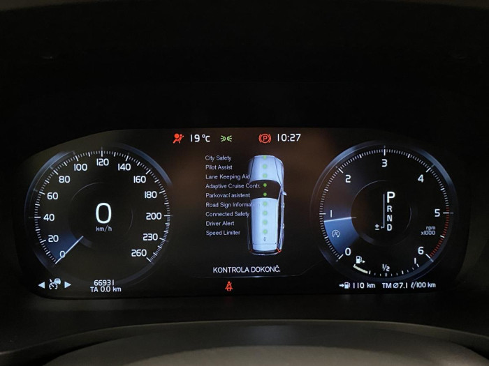 Volvo V60 D3 MOMENTUM AUT REZERVACE 2.0 d Momentum