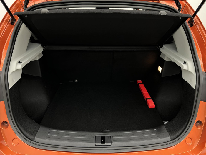 MG ZS 1.5 ESSENTIAL PLUS CZ 1.maj.