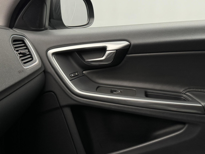 Volvo V60 D4 NAVIGACE CZ 2.0 d