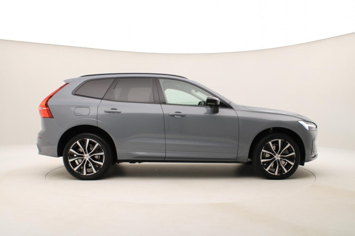 Volvo XC60 B4 AWD ULTIMATE DARK AUT CZ