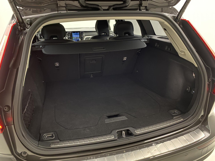 Volvo V60 CC B5 AWD PLUS BRIGHT AUT