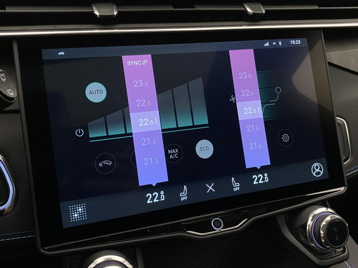 Lynk & Co 01 PHEV DCT AUT 1.maj