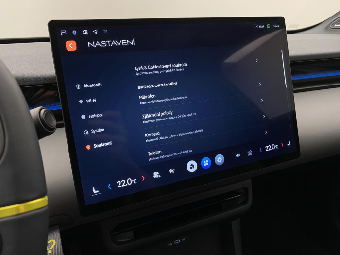 Lynk & Co 02 MORE PŘEDVÁDĚCÍ VŮZ