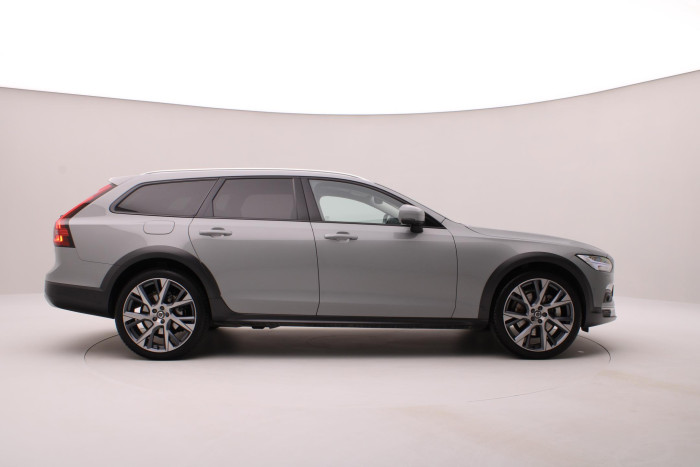 Volvo V90 CC B4 AWD ULTIMATE AUT CZ 2.0 CC CC