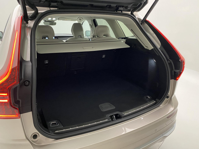 Volvo XC60 B5 AWD AUT BRIGHT PLUS