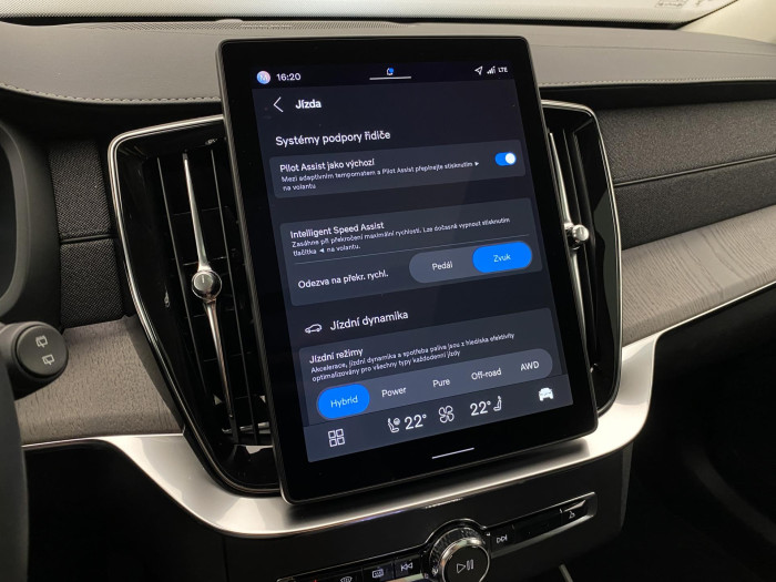Volvo XC90 T8 AWD RECHARGE DARK PLUS 7m