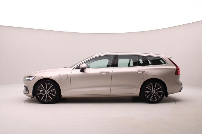 Volvo V60 T6 AWD RECHARGE CORE AUT CZ