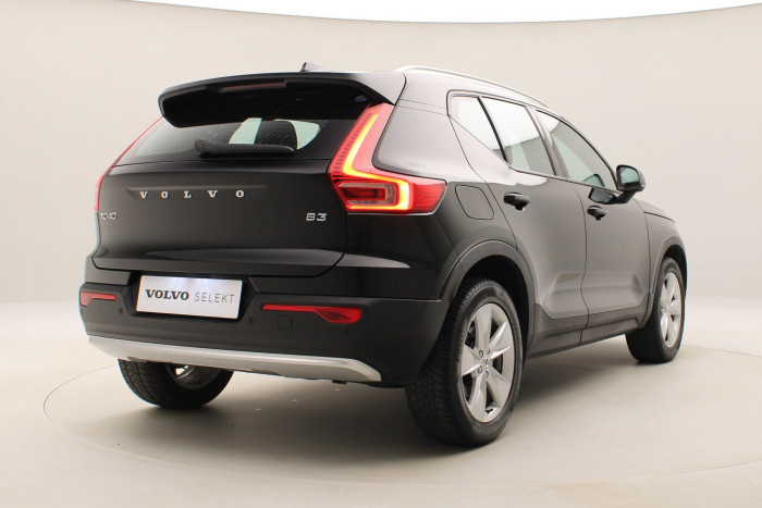 Volvo XC40 B3 CORE AUT CZ 1.maj