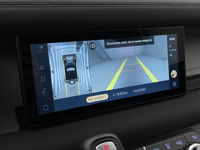 Land Rover Defender D250 SE AWD AUT REZERVACE 3.0 d SE