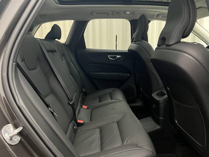 Volvo XC60 T6 AWD RECHARGE PLUS DARK AUT