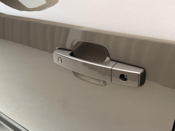 Land Rover Defender 110 D300 X-DYN. HSE REZERVACE 3.0 d