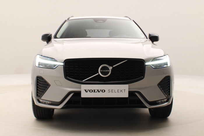 Volvo XC60 B4 PLUS DARK AUT 1.maj