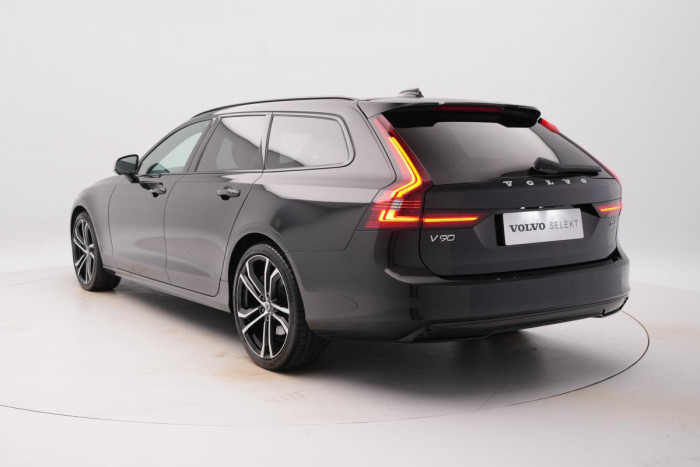 Volvo V90 B4 R-DESIGN AUT REZERVACE