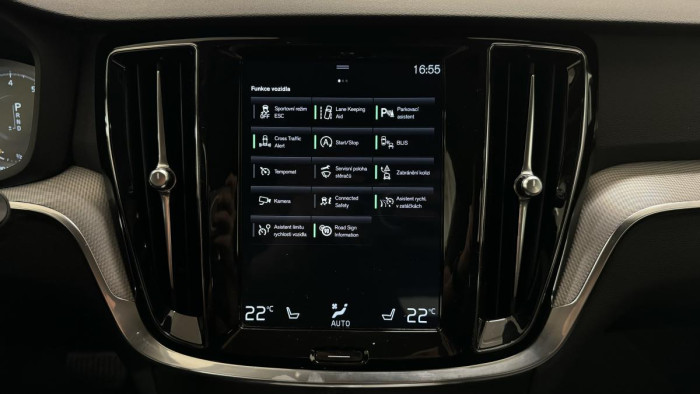 Volvo V60 T4 INSCRIPTION REZERVACE