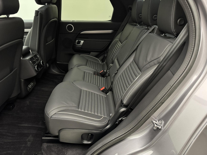 Land Rover Discovery D250 R-DYNAMIC SE REZERVACE 3.0 d Dynamic SE