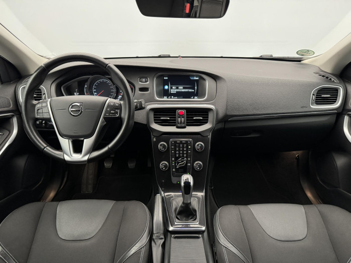 Volvo V40 D3 MOMENTUM 2.0 d Momentum