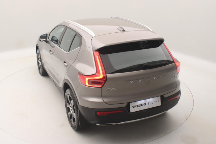 Volvo XC40 D3 INSCRIPTION AUT REZERVACE 2.0 d