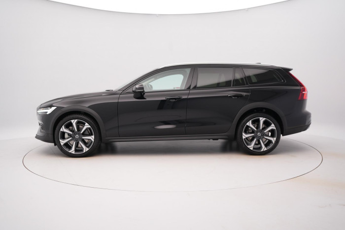 Volvo V60 CC B5 AWD ULTIMATE REZERVACE 2.0 CC CC